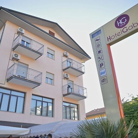 Hotel Gabry Cervia Bagian luar foto